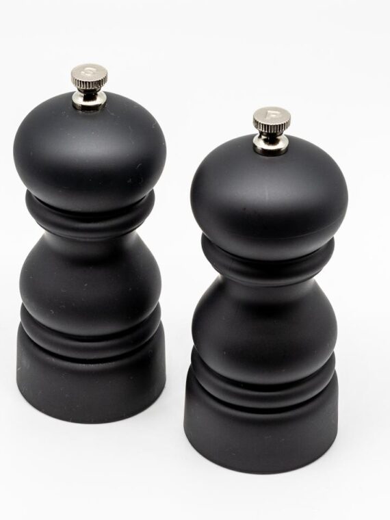 Sharing Salt & Pepper